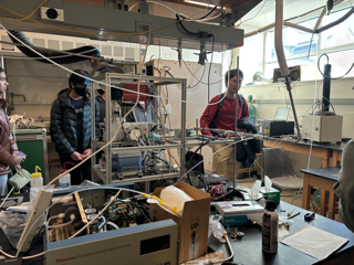 Build team taking a peek at Dr. Liu’s lab! 