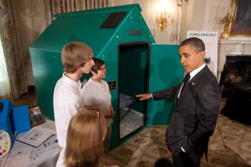 Pres. Obama with students at 2012 White House Science Fair